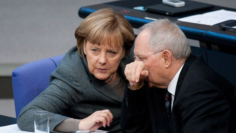 Βερολίνο: «Κανένα πρόβλημα στη συνεργασία Μέρκελ – Σόιμπλε»