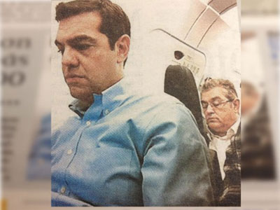 Στην ίδια πτήση Τσίπρας – Κουτσούμπας