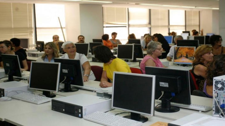 Αυξήθηκαν κατά 15.124 οι νέες θέσεις εργασίας τον Φεβρουάριο