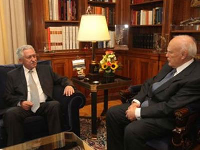 Το μεσημέρι της Τρίτης η συνάντηση Παπούλια – Κουβέλη