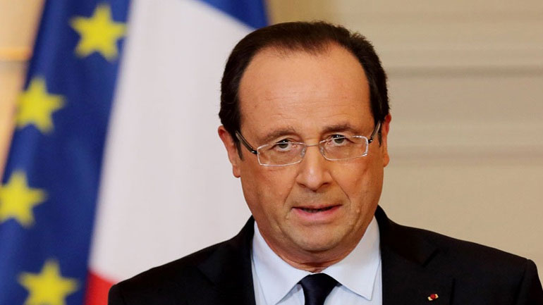 Συνολική και βιώσιμη συμφωνία για την Ελλάδα ζητεί ο Ολάντ