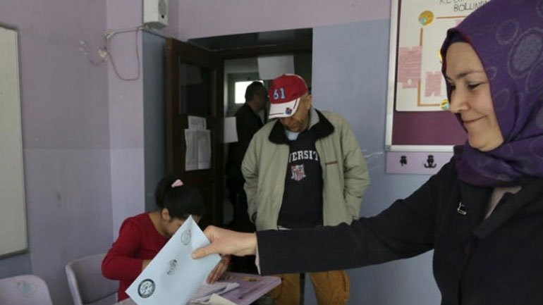 Έκλεισαν οι κάλπες στην Τουρκία