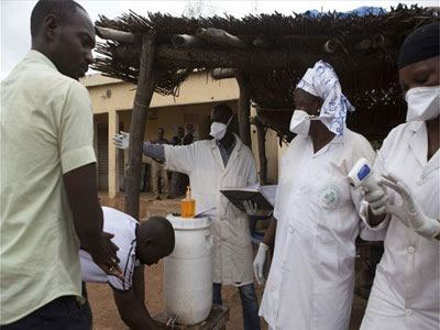Το Μάλι δεν θα κλείσει τα σύνορά του με τη Γουινέα λόγω του Έμπολα