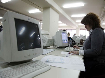 Χωρίς όριο ηλικίας οι μετατάξεις διοικητικών υπαλλήλων