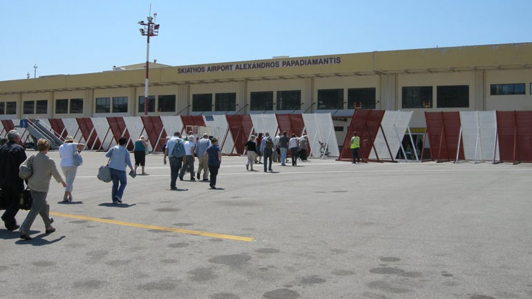 Αύξηση κατά 17% των αφίξεων ξένων τουριστών στο αεροδρόμιο της Σκιάθου