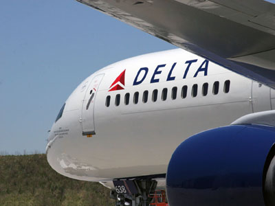 Delta: Αυξάνει τις καλοκαιρινές πτήσεις προς Αθήνα
