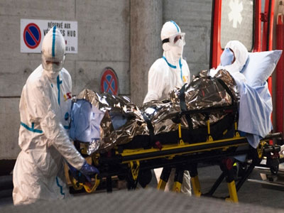 Εξιτήριο για τον Κουβανό γιατρό που είχε προσβληθεί από τον Έμπολα