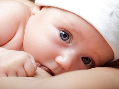 Το μητρικό γάλα περιέχει βλαστοκύτταρα Το μητρικό γάλα περιέχει βλαστοκύτταρα