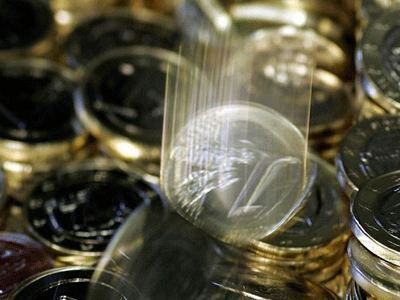 Οριακή άνοδο καταγράφει το ευρώ