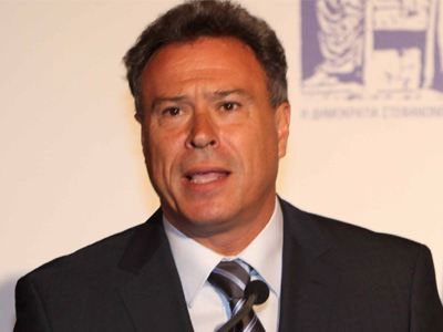 Συμβάσεις έργων 53 εκατ. ευρώ υπέγραψε ο περιφερειάρχης Αττικής