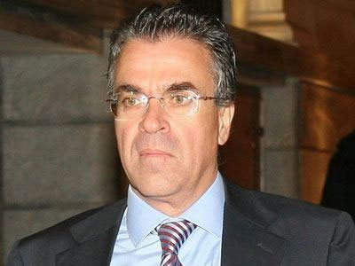 Ντινόπουλος: «Συγγνώμη για τα λάθη στον EΝΦΙΑ»