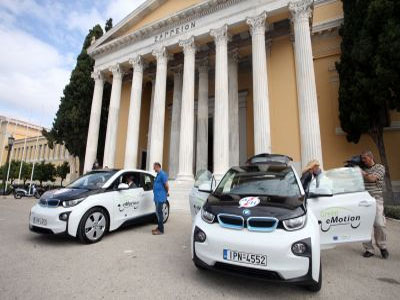 ΔΕΗ: Σταθμοί φόρτισης ηλεκτρικών οχημάτων σε Αθήνα και Κοζάνη