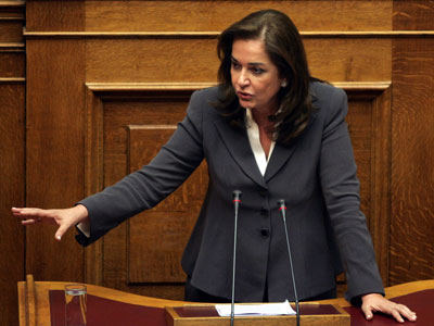 Τροπολογία για μείωση των αντικειμενικών αξιών θα καταθέσει η Μπακογιάννη