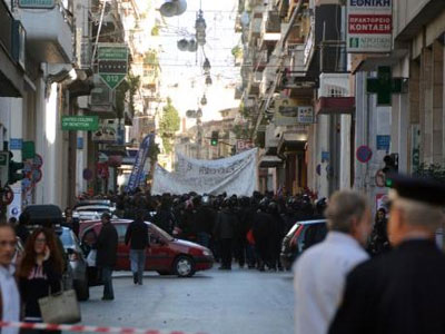 Στον ανακριτή οι έξι συλληφθέντες για τα επεισόδια στην Πάτρα