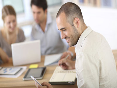 ΕΣΠΑ: Προσεχώς δύο νέα προγράμματα 100 εκατ. ευρώ για ΜμΕ και ανέργους