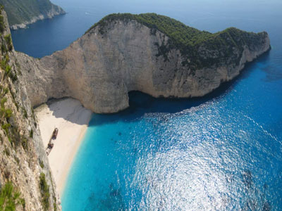 Ζάκυνθος: «Εγκλωβισμένοι» 850 Ρώσοι μετά την πτώχευση του «Solvex Tour»