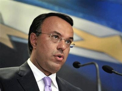 «Η Ελλάδα δεν χρειάζεται νέο πακέτο βοήθειας ούτε κούρεμα χρέους»