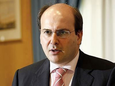 «Ο ΣΥΡΙΖΑ εμφανίζεται ως ο Aϊ-Βασίλης της πολιτικής»