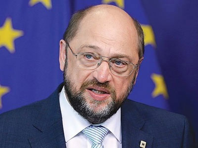 Σουλτς: «Εμπιστεύομαι τον Τσίπρα, είναι ρεαλιστής» Σουλτς: «Εμπιστεύομαι τον Τσίπρα, είναι ρεαλιστής»