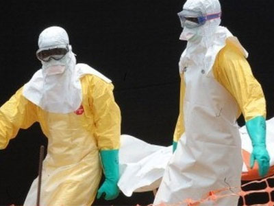 Απεβίωσε δεύτερος γιατρός που είχε προσβληθεί από τον Έμπολα