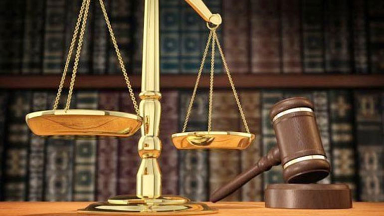 Στη Βουλή στοιχεία για τις απολύσεις δικαστών και εισαγγελέων