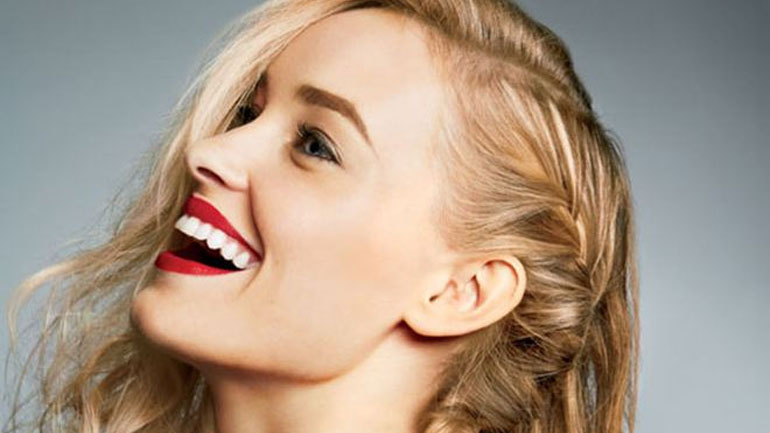 Το τρικ για να κάνεις την τέλεια χωρίστρα στο πλάι!