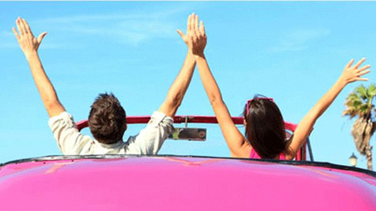 Κάποιοι κυνηγούν την ευτυχία και κάποιοι άλλοι τη δημιουργούν