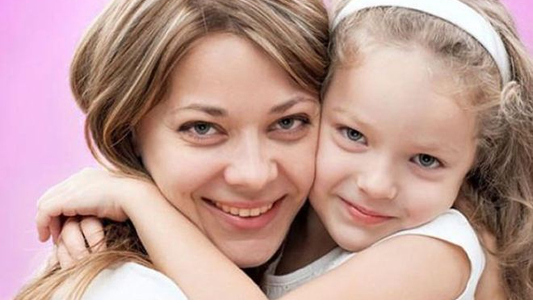 Κι όμως τα μικρόβιά σας κάνουν καλό στο μωράκι σας!