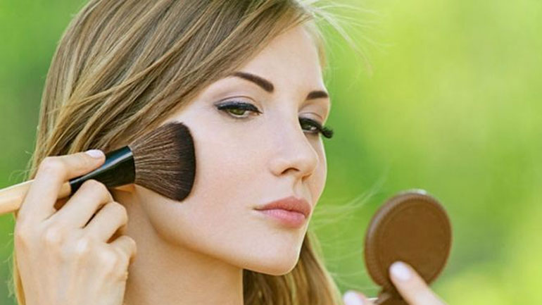 Αυτά είναι τα λάθη ομορφιάς που κάνουν οι μαμάδες