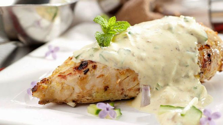 Κοτόπουλο με σως γιαουρτιού