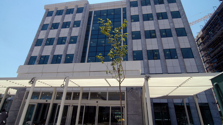 Συνεχίζεται η πτώση στο Χ.Α.