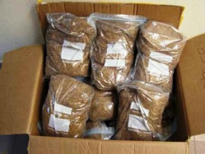 Μαζί με τα λαχανικά πουλούσε και λαθραίο καπνό!