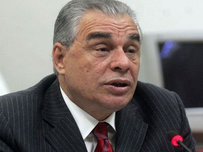 Μείωση του φόρου στο πετρέλαιο προανήγγειλε ο Γιακουμάτος