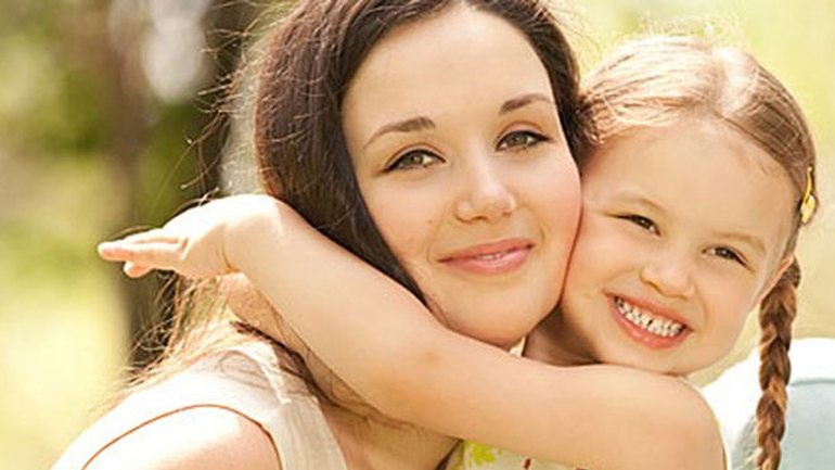 Τι δεν πρέπει να πείτε σε μια γυναίκα που έγινε μαμά νέα