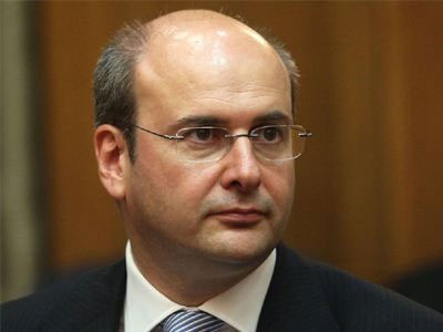 Χατζηδάκης: «O τόπος δεν χρειάζεται αναταράξεις»