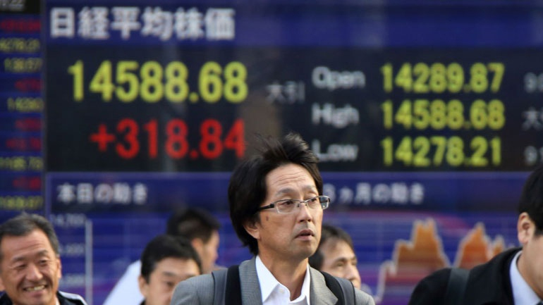 Τόκιο: Απώλειες για τον Nikkei