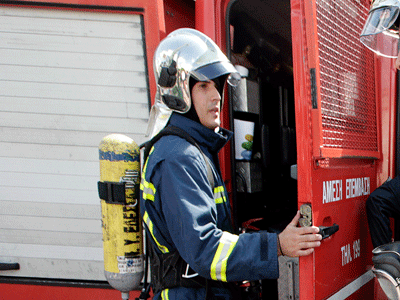 Σέρρες: Υπό πλήρη έλεγχο η φωτιά στην κτηνοτροφική μονάδα Σέρρες: Υπό πλήρη έλεγχο η φωτιά στην κτηνοτροφική μονάδα