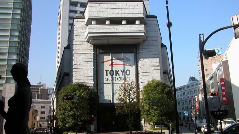 Τόκιο: Απώλειες για τον Nikkei