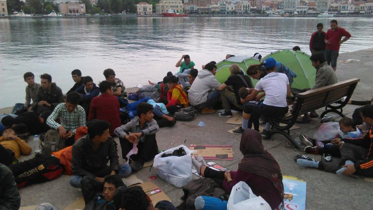 Περισσότεροι από 15.000 μετανάστες έφθασαν στη Μυτιλήνη το τελευταίο τριήμερο