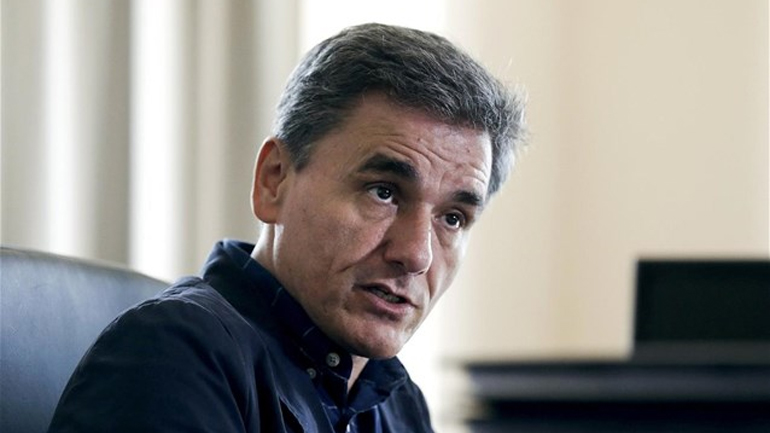 Τσακαλώτος στους «FT»: Επιστροφή στην ανάπτυξη έως το β’ εξάμηνο του 2016