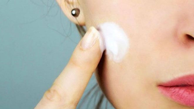 Εξαφανίστε τα ενοχλητικά σπυράκια