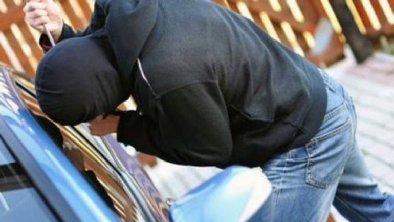 Συνελήφθη ομογενής για κλοπές Ι.Χ.