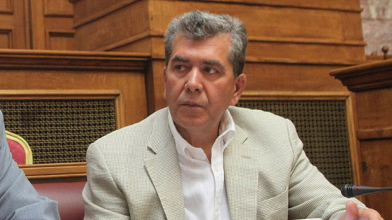 Μητρόπουλος: «Μονόδρομος το δημοψήφισμα»