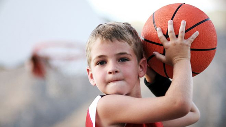 Πώς πρέπει να χειριστείτε το παιδί σας που μόλις άλλαξε σχολείο