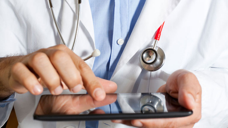 Έφοδοι της Οικονομικής Αστυνομίας σε ιατρεία της Αττικής