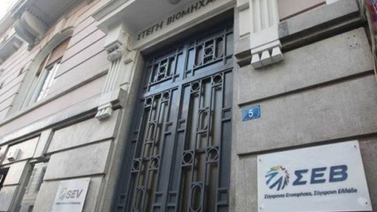 «Άκαιρη αλλά στη σωστή κατεύθυνση η πρόταση των θεσμών για το ασφαλιστικό»