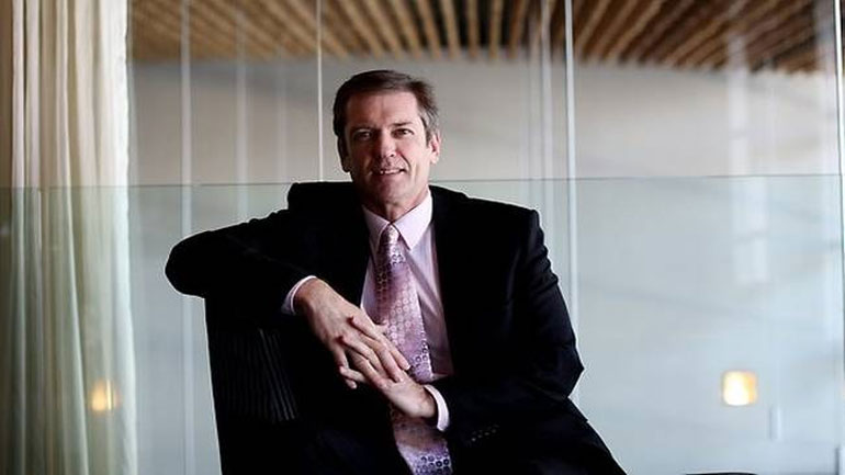 Πολ Μουρ: «Η Ελλάδα έχει προοπτικές, αλλά υπάρχει αβεβαιότητα»