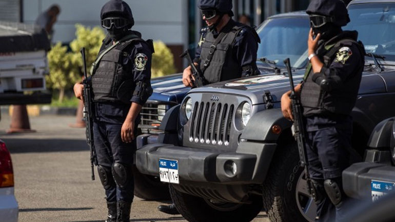 Νεκρός από πυρά αγνώστων αστυνομικός στο Κάιρο