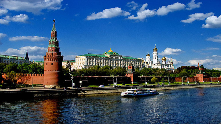 Πιέσεις στο Κίεβο για την τήρηση της εκεχειρίας ζητεί η Μόσχα