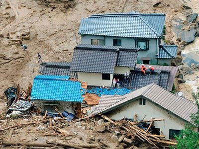 Χιροσίμα: Στους 50 οι νεκροί από τις κατολισθήσεις